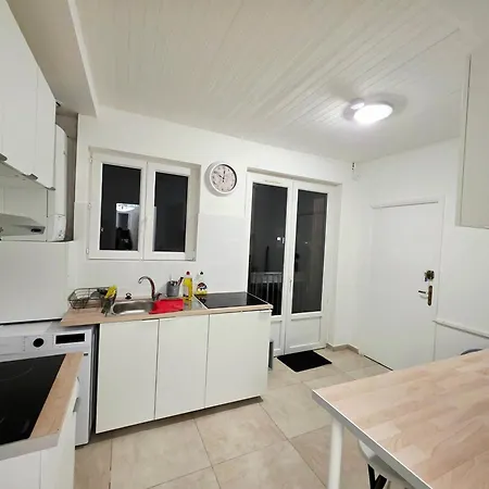 1 Bed & Breakfast 3*