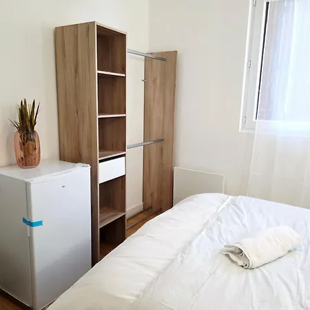 1 Bed & Breakfast 3*