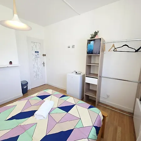 Bed and breakfast 1 3*